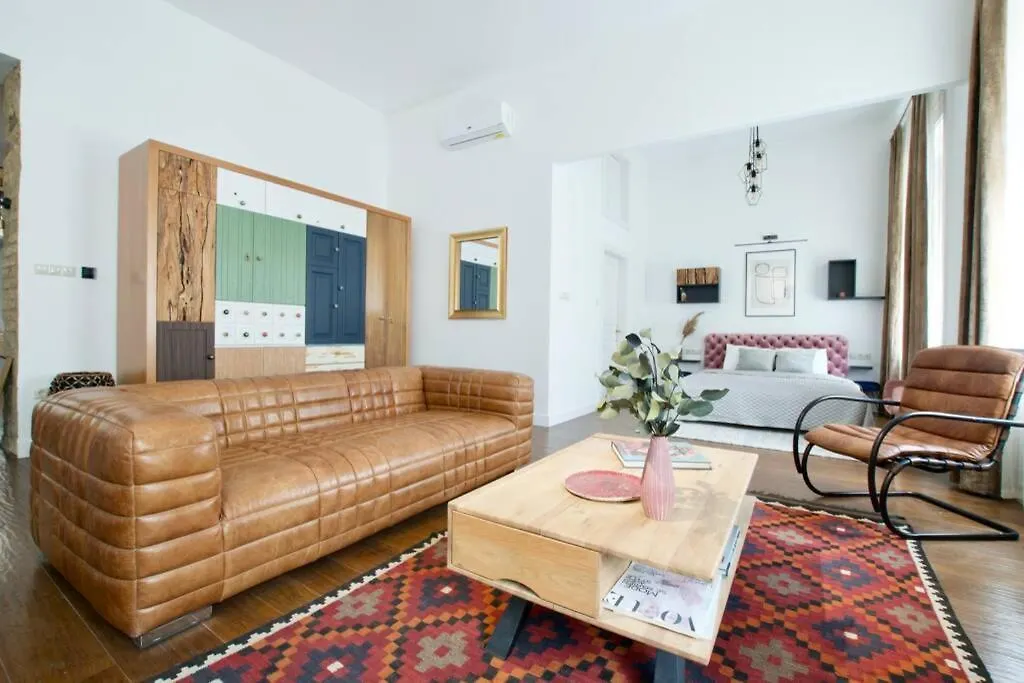 Premium Apartment By Hi5 - Best Ever ブダペスト 0*,